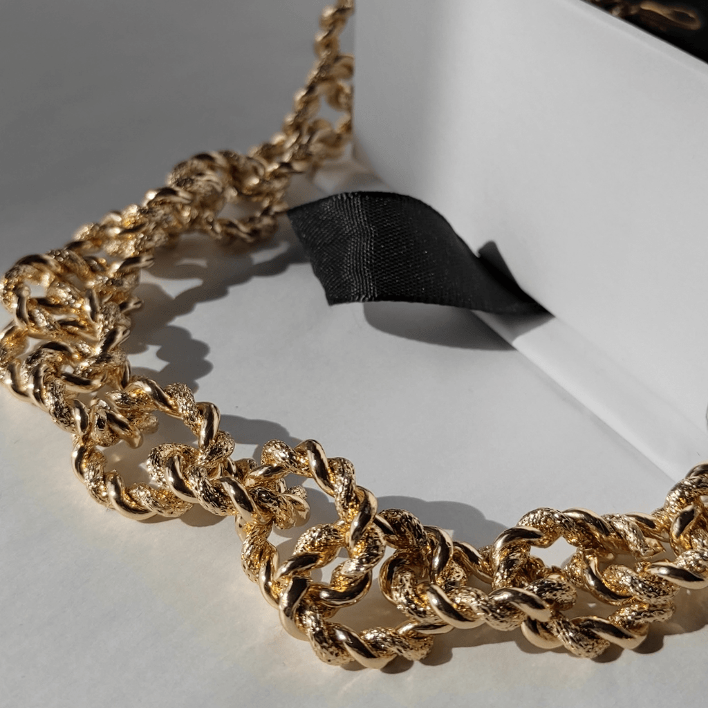 colier ALEGRIA - colier cu zale aurii, texturate - Necklaces