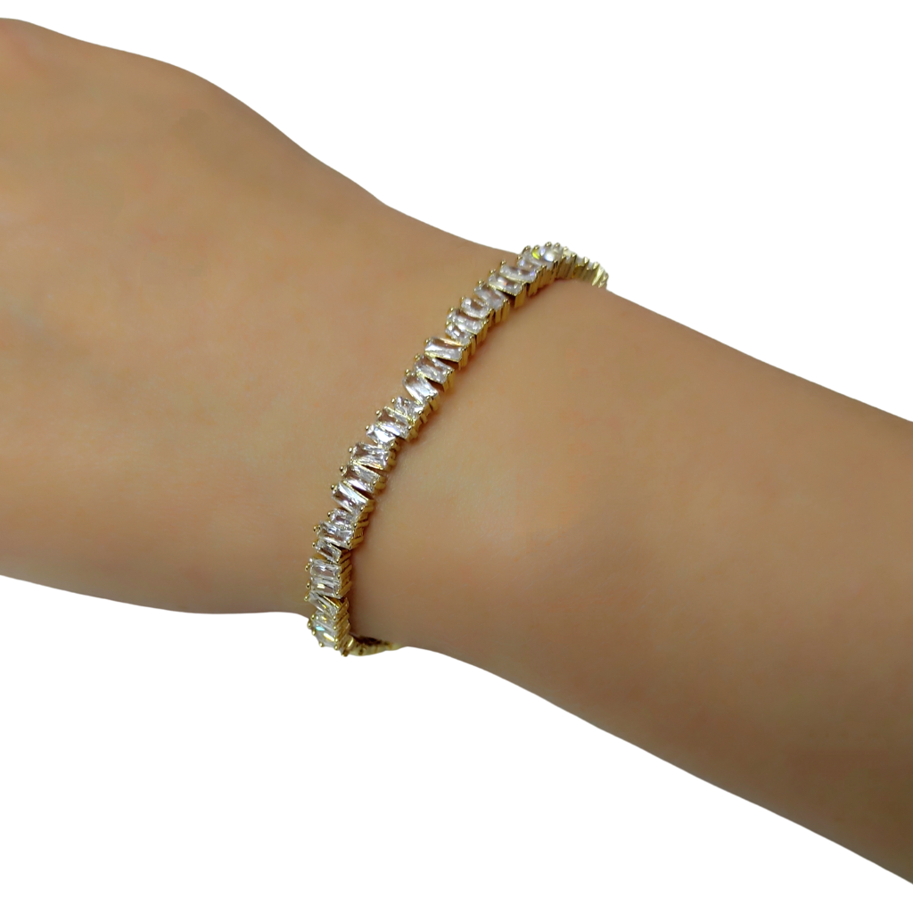 brățară GOLDEN QUEEN placată cu aur 18K și strasuri zirconia albe, brățară GOLDEN QUEEN placată cu aur 18K și strasuri zirconia albe, bratara fara inchizatoare, bratara reglabila placata cu aur, bratari ltm, bijuterii ltm, ltmshop