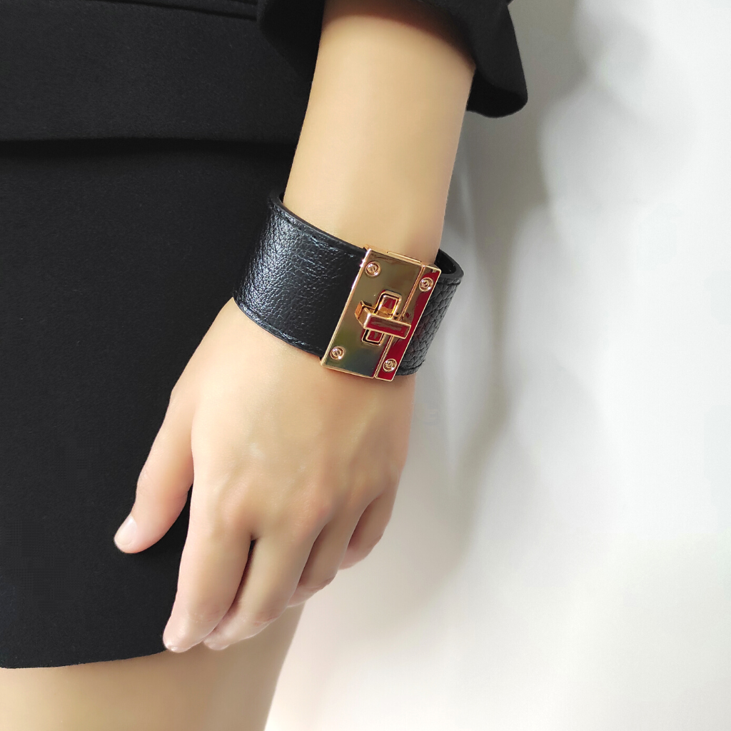 brățară IRREPLACEABLE din piele PU, neagră, bratara cu inchizatoare metalica, bratara din piele neagra, bratara rock, bratara lata, bratari ltm, bijuterii ltm, ltmshop