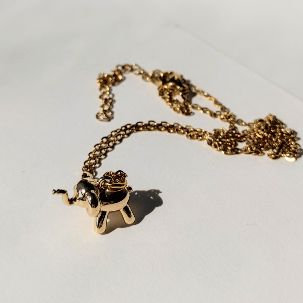 colier LUCKY ELEPHANT placat cu aur 18k cu pandantiv elefant