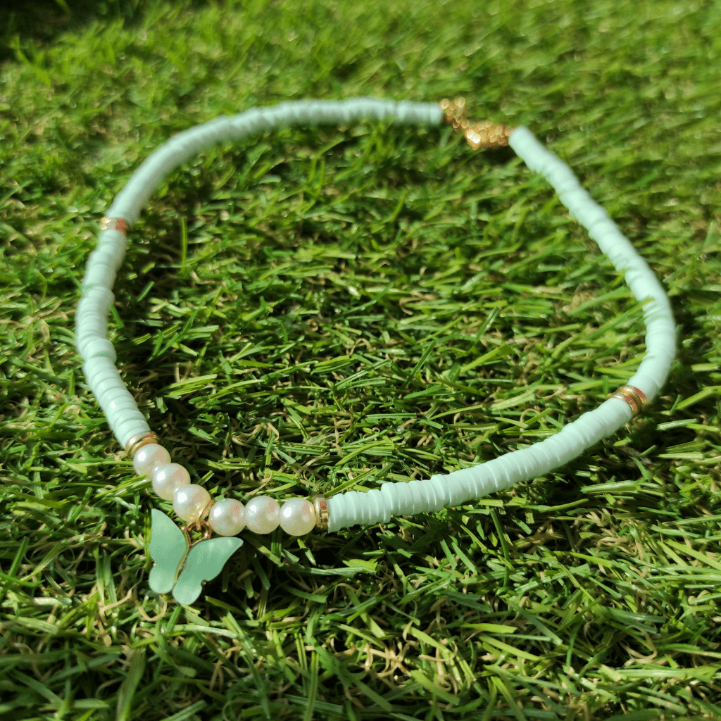 colier BLUE BUTTERFLY cu mărgele polimerice, perle și pandantiv fluture - Necklaces