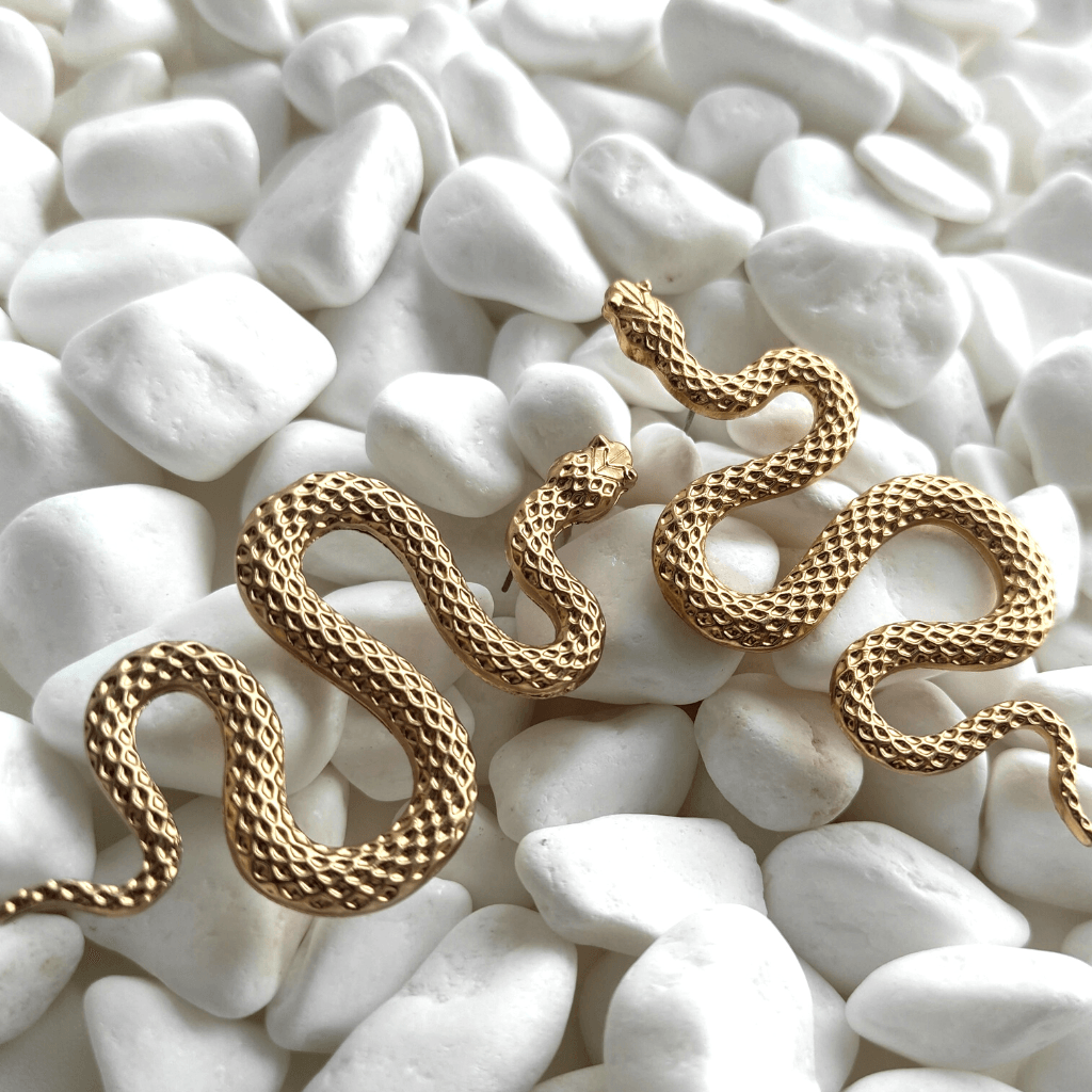 cercei SNAKES - cercei șarpe, aurii, texturați - Earrings