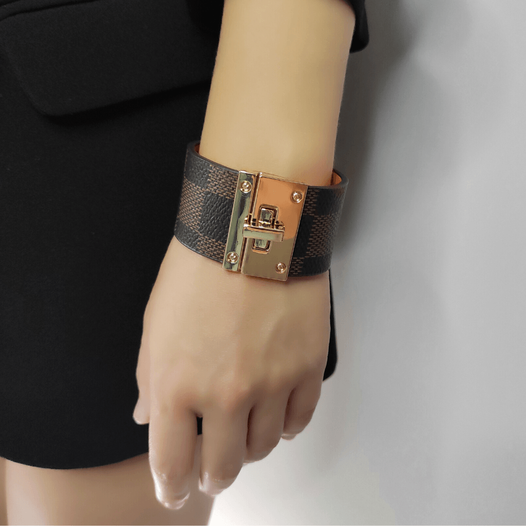 brățară IRREPLACEABLE din piele PU maro, bratara cu inchizatoare metalica, bratara din piele neagra, bratara rock, bratara lata, bratari ltm, bijuterii ltm, ltmshop