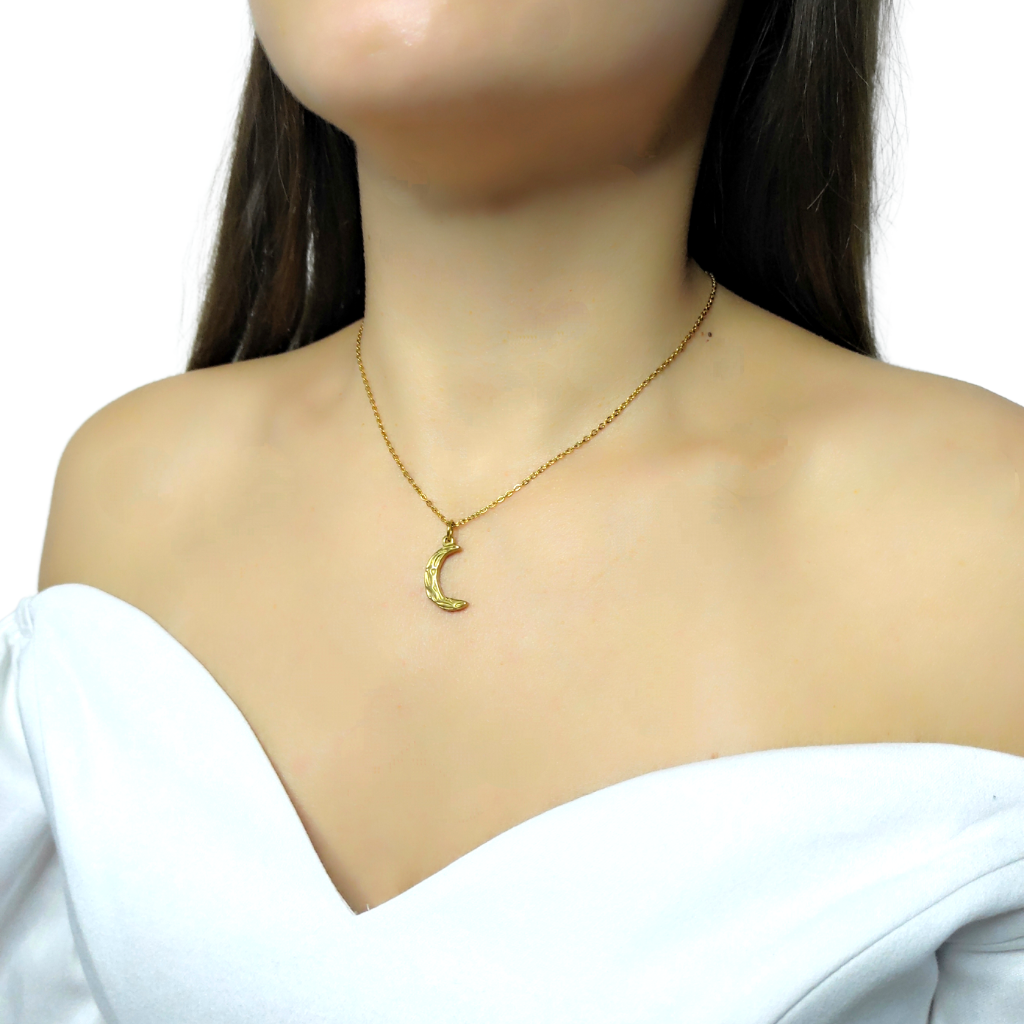 colier TO THE MOON AND BACK - colier placat cu aur 16k și pandantiv semilună